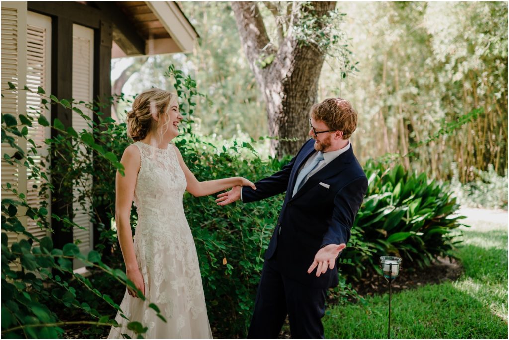 New-Orleans-Elopement-MbM-Photography_Wedding-Photographer_first look